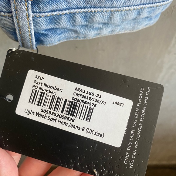 Pretty little thing split hem jeans - Picture 3 of 4